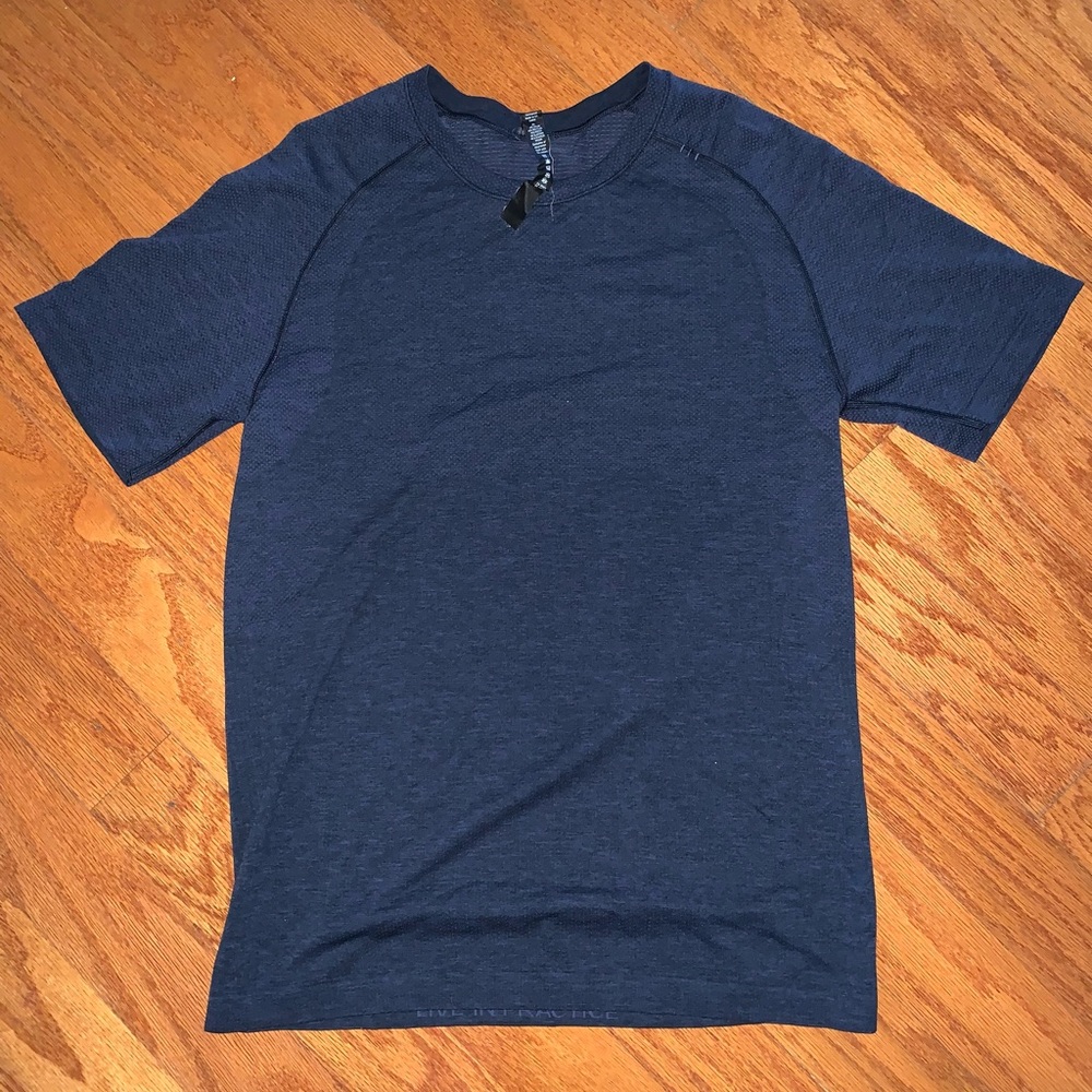 LULULEMON- Metal Vent Tech SS